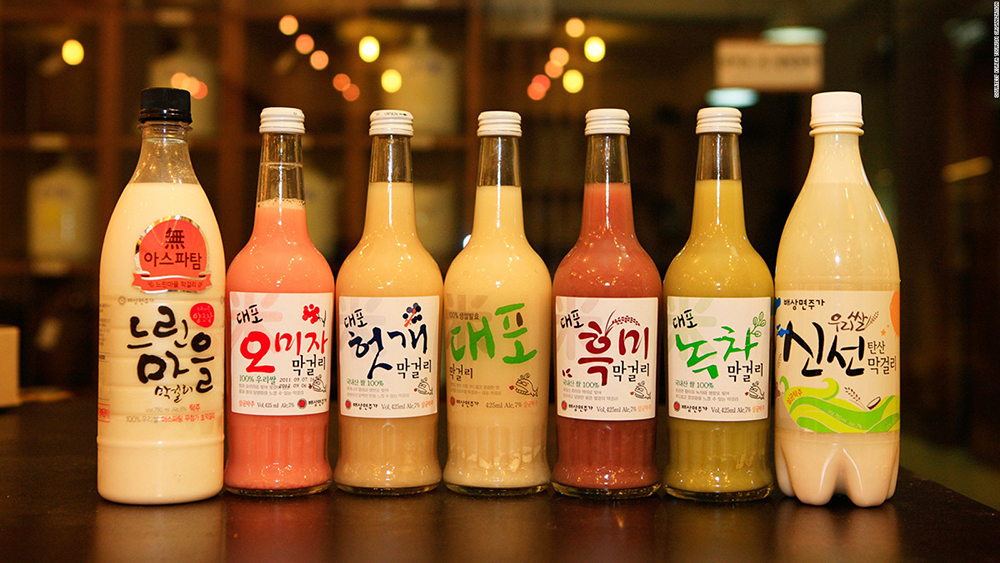 коробки ems. соджу корейская водка. южная корея соджу. сосколькй лет прадают алкоголь. возраст продажи алкоголя в россии.