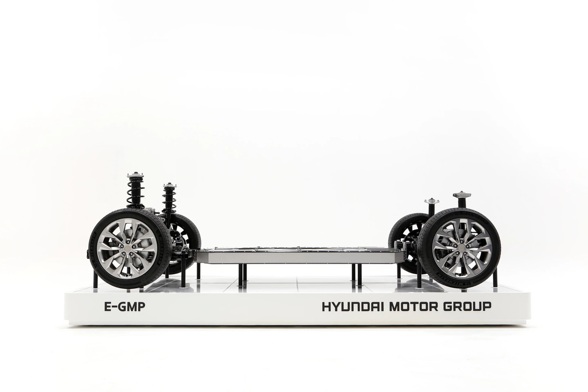 Hyundai Motor Group представила новую платформу, которая станет основой для её электромобилей следующего поколения, будь то седаны, внедорожники или что-то среднее между ними.-2