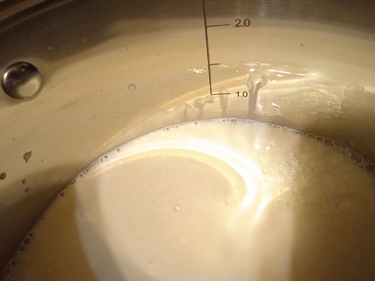 В моей кастрюльке есть отметки. 