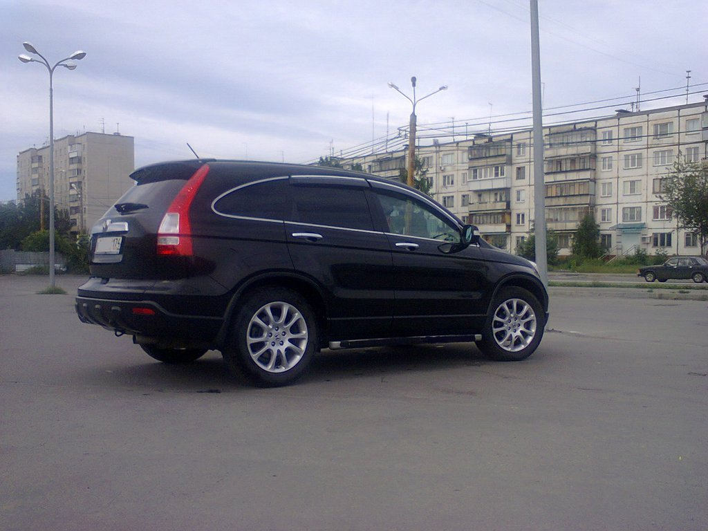 Семейные автомобили до 1 000 000 рублей.