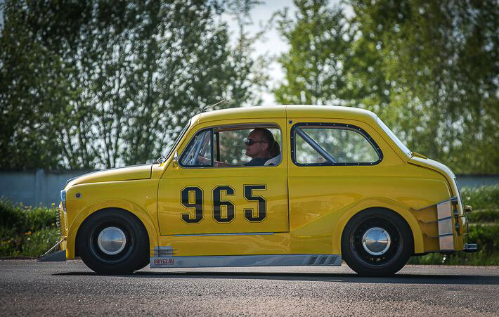 Результат кропотливого труда - самодельный гоночный автомобиль