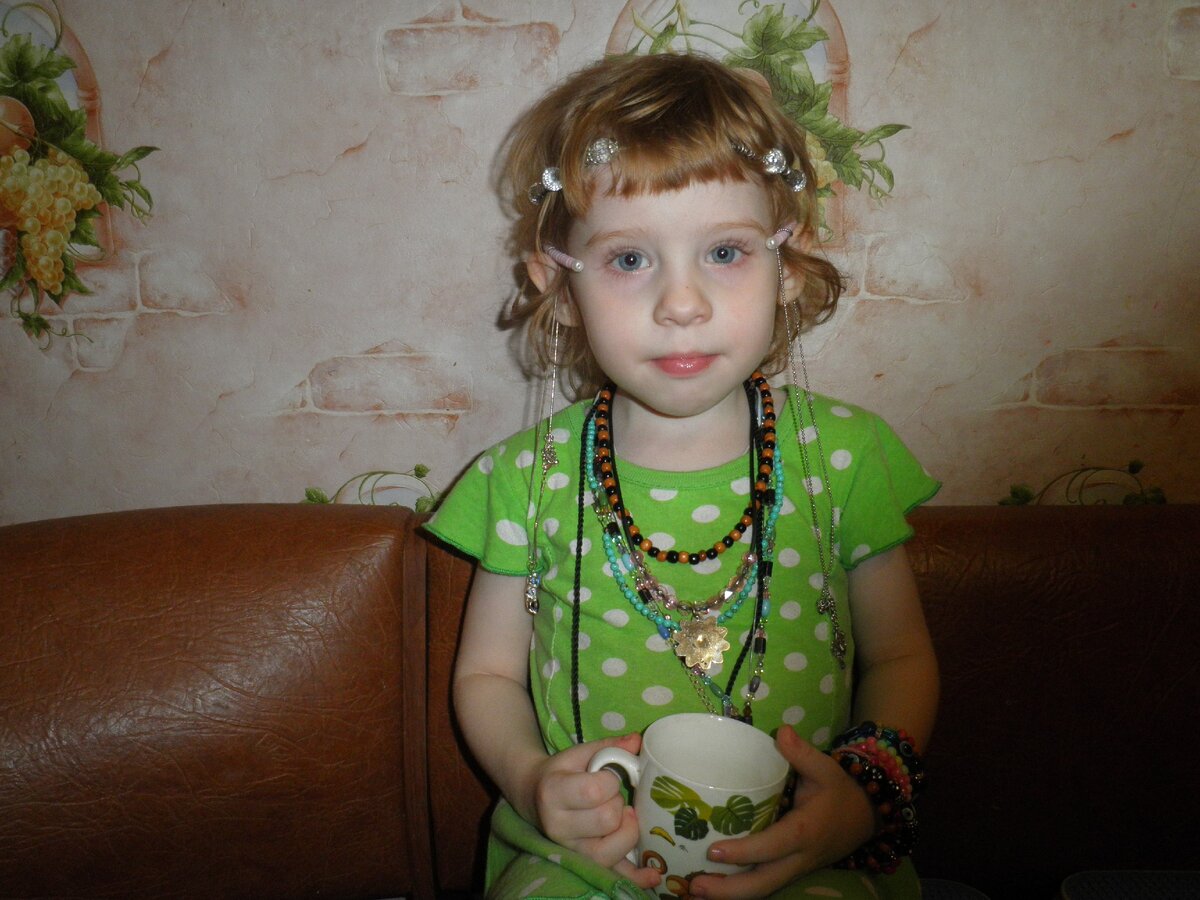 В день рожденья нужно быть во всей красе...