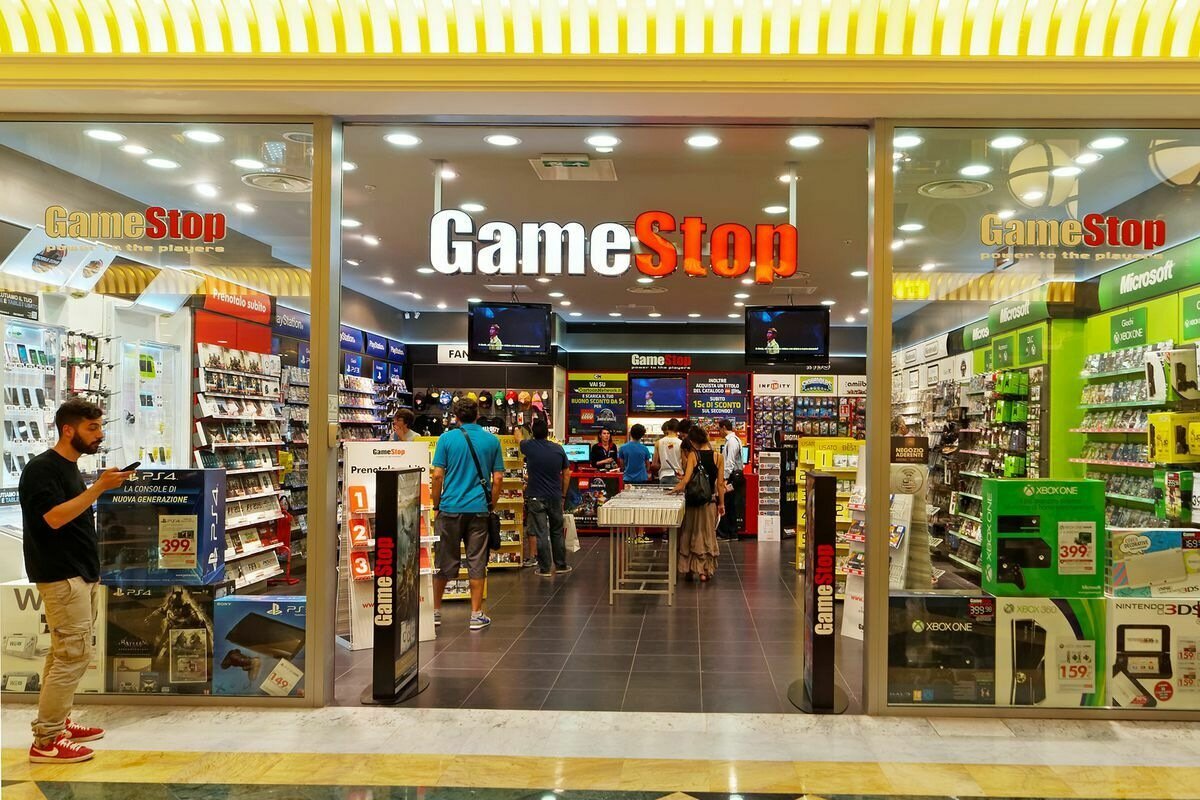 GameStop - розничная сеть из 6100 магазинов