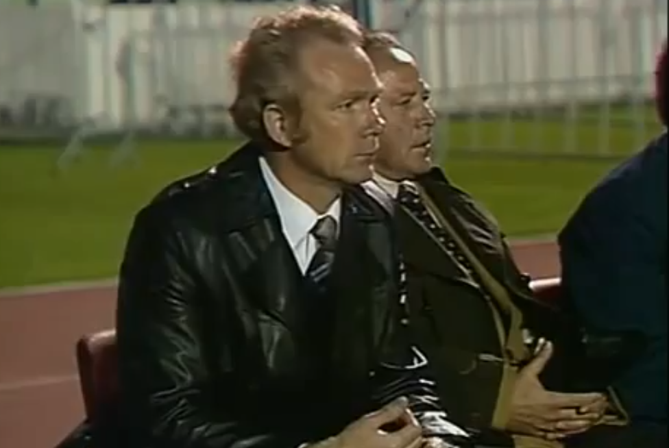 Привычные покачивания Лобановского