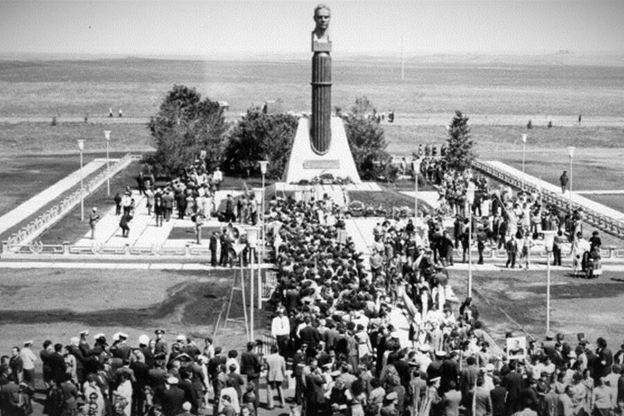 Открытие мемориала  (фото из интернета)