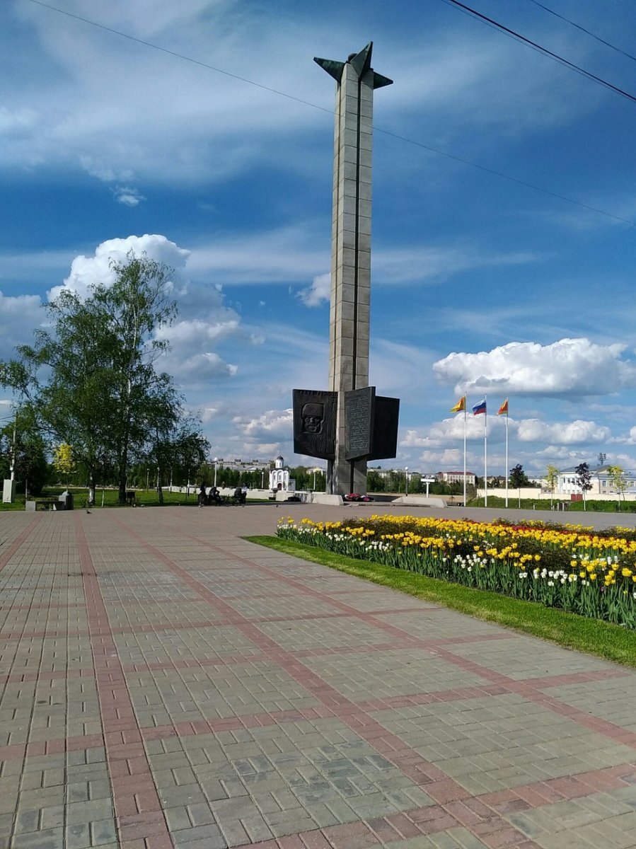 Победа тверь. Обелиск Победы в Твери. Обелиск Победы г Тверь. Памятники Победы в Твери. Памятник Обелиск Победы Тверь.