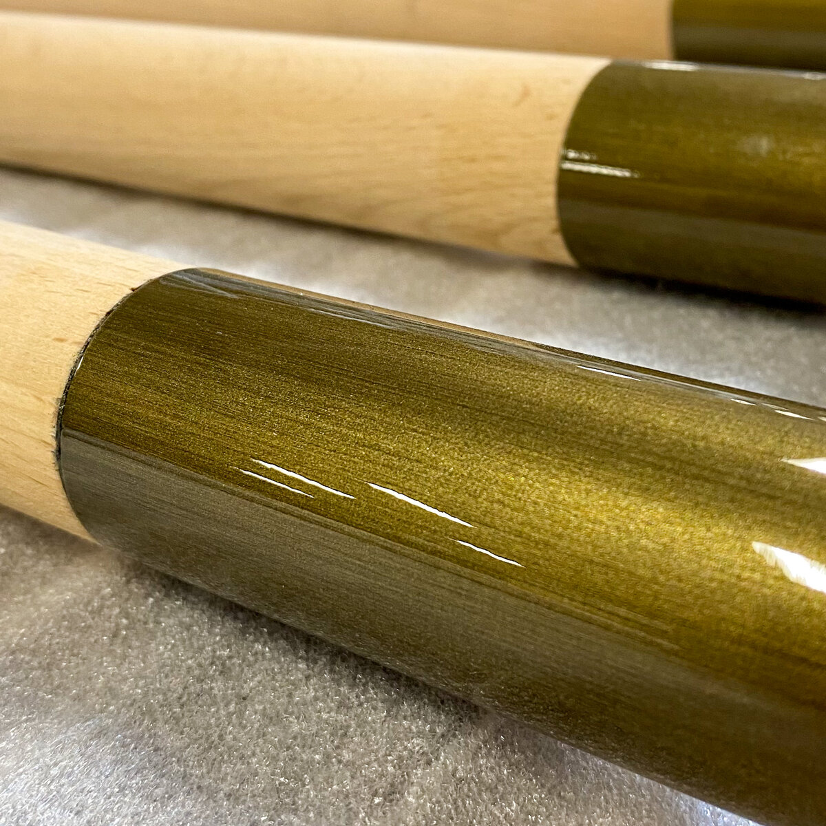 Балясины из массива дуба и бронзы