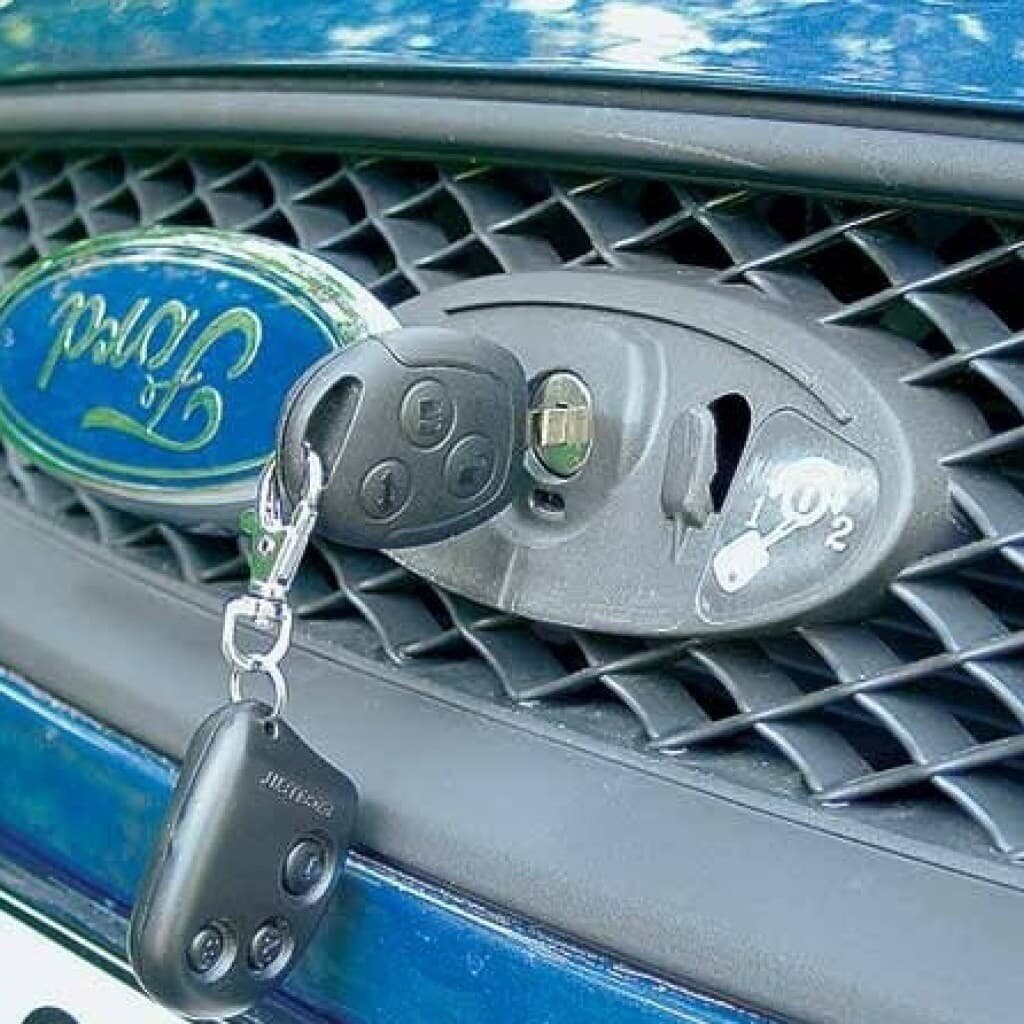 Форд фокус открыть капот ключом