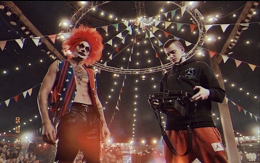 моргенштерн клоун из клипа.