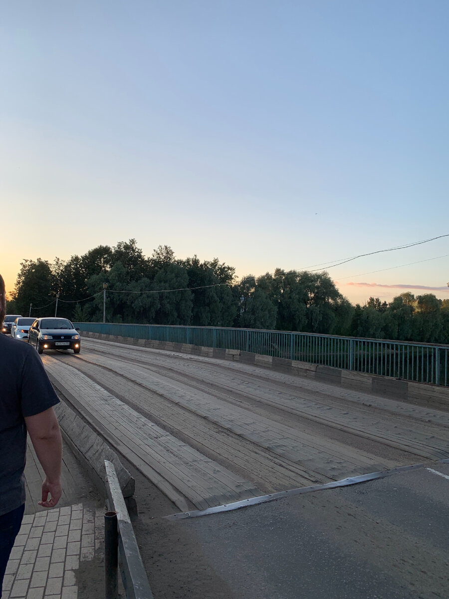 Сперва даже глазам не поверили