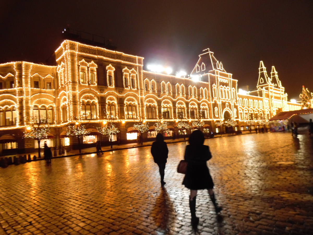 А здесь Москва в декабре