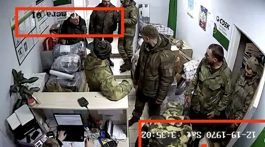Если перевернуть фото вверх ногами, то получится что-то другое 
