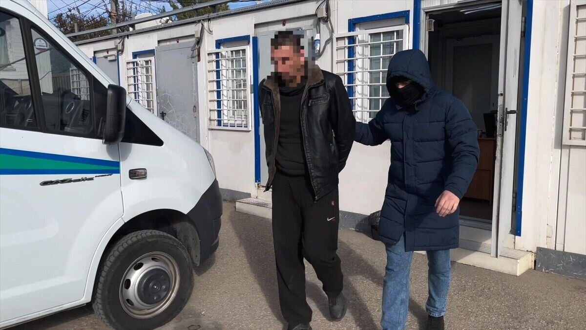    Задержание при въезде в Крым участника украинского нацбатальона. Видео ФСБ России © ФСБ России