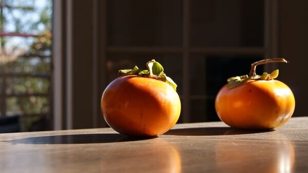   CC BY 2.0 / beautiful persimmons / Jessica Hayssen