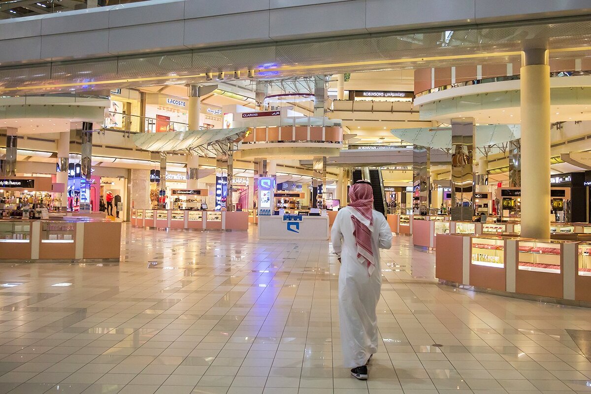 Никакого намека на праздник — торговый центр в Эр-Рияде 31 декабря/ © teendaily.ru