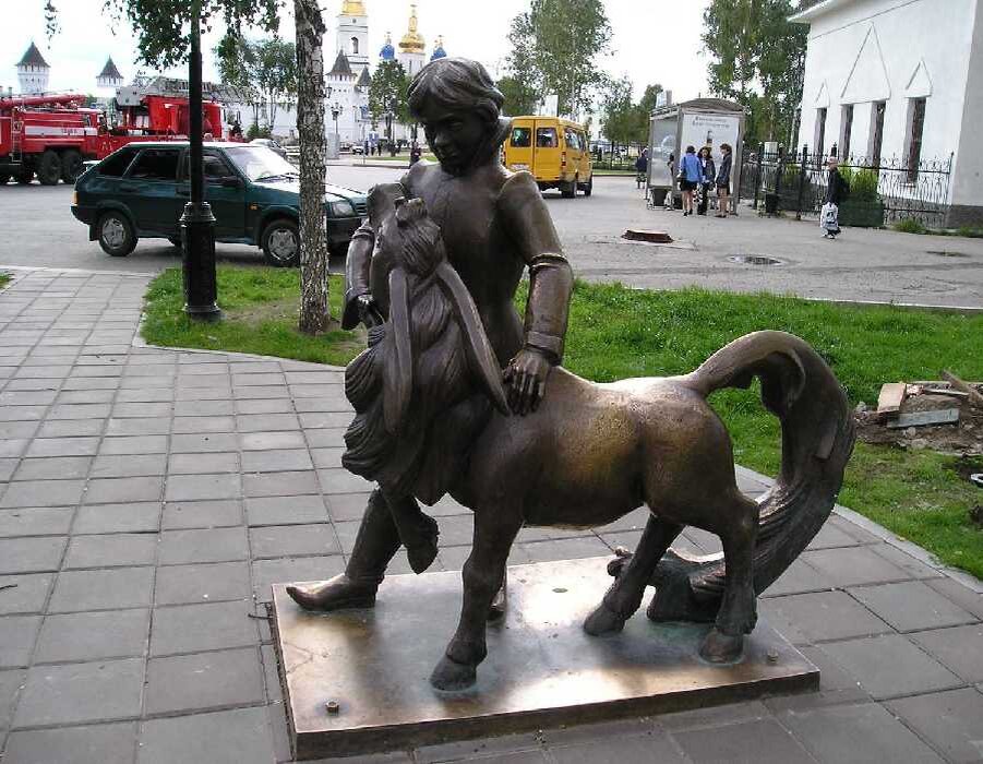 Скульптура конек горбунок