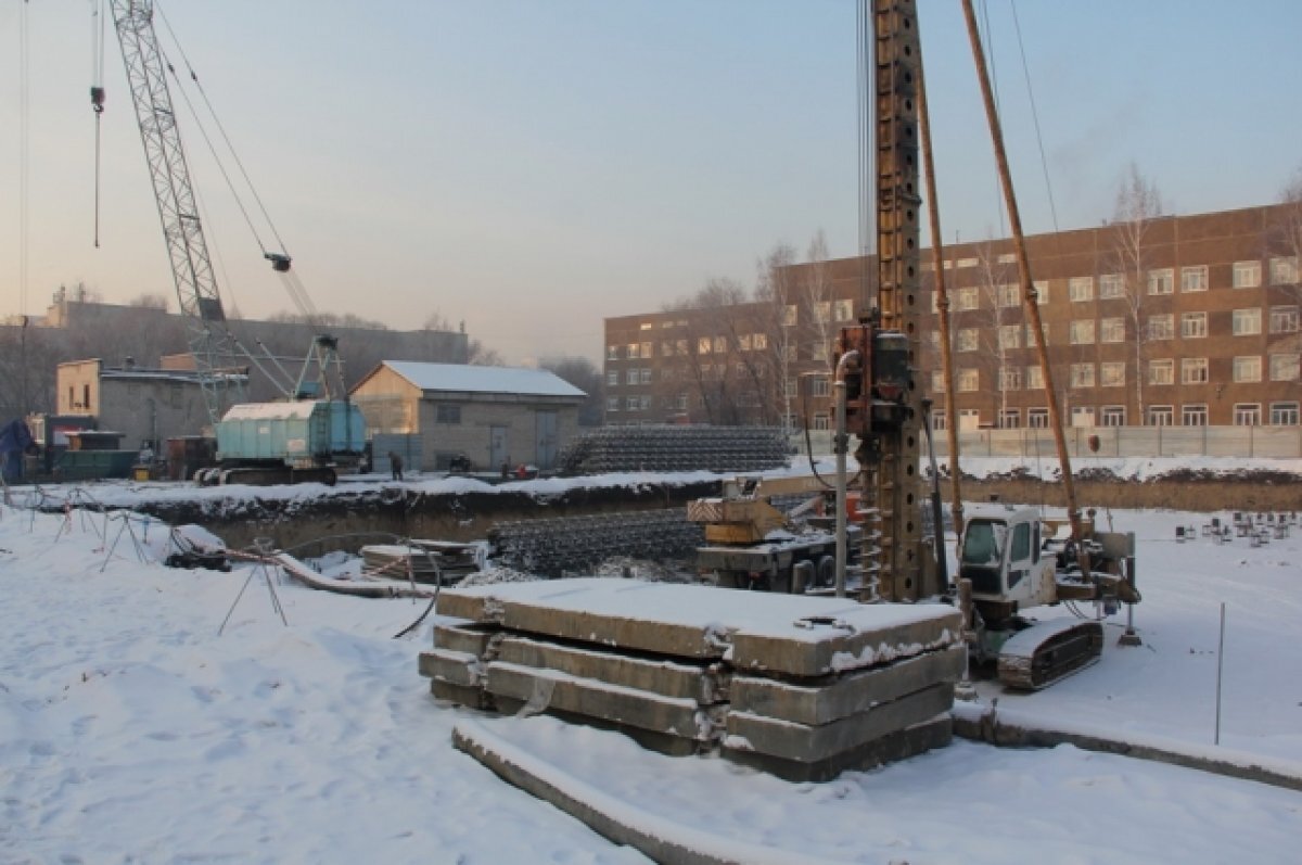    Строительство нового корпуса клиники.