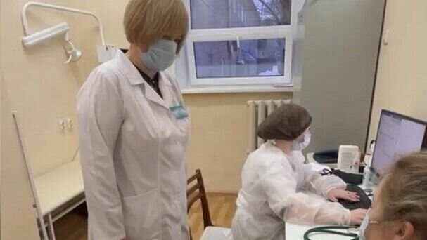     Эльвира Пинчук рассказала о том, как изменилась ситуация с очередями в ГКБ № 7 после «работы над ошибками», проведенной руководством больницы.