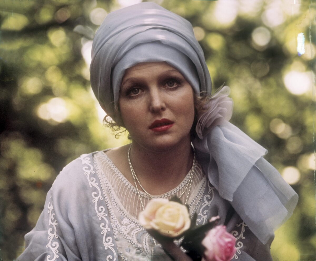    Елена Соловей