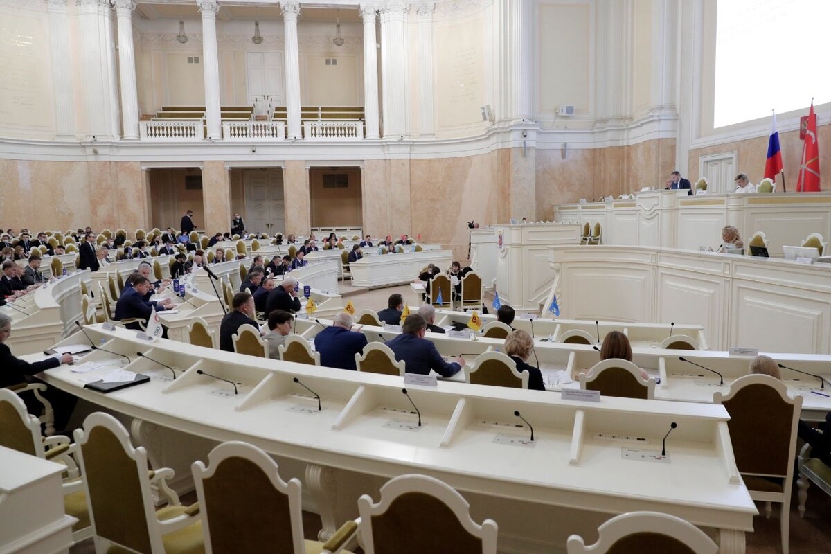 Фото: пресс-служба Законодательного Собрания Санкт-Петербурга 