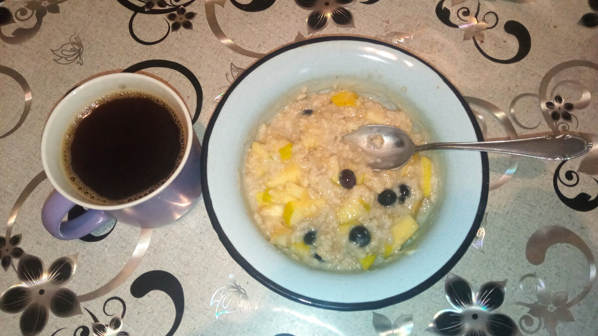 Два варёных яйца остались за кадром. 