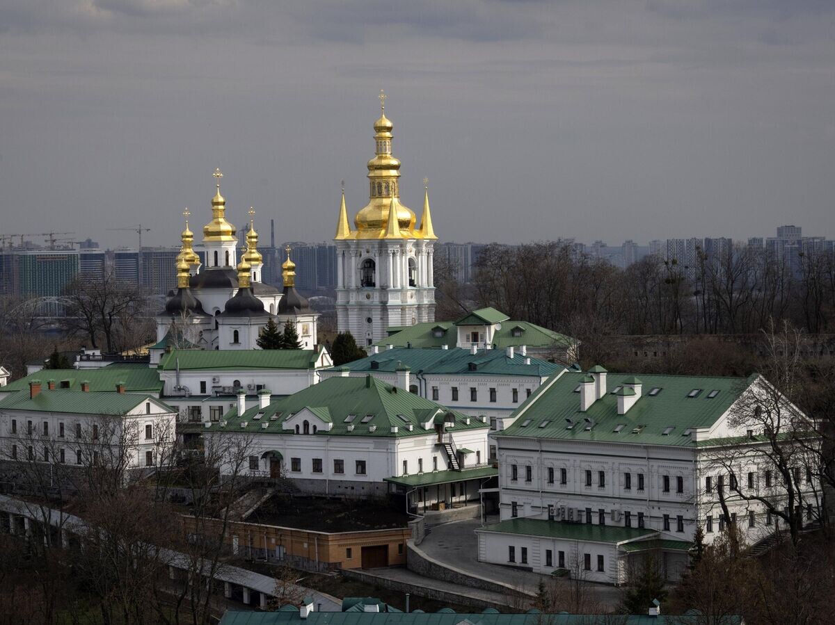    Вид на Киево-Печерскую лавру© AP Photo / Efrem Lukatsky