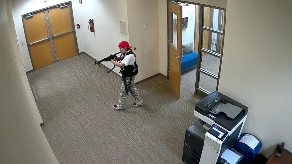     Вывих мозга в виде вывиха половых органов Metropolitan Nashville Police Department/Handout via REUTERS