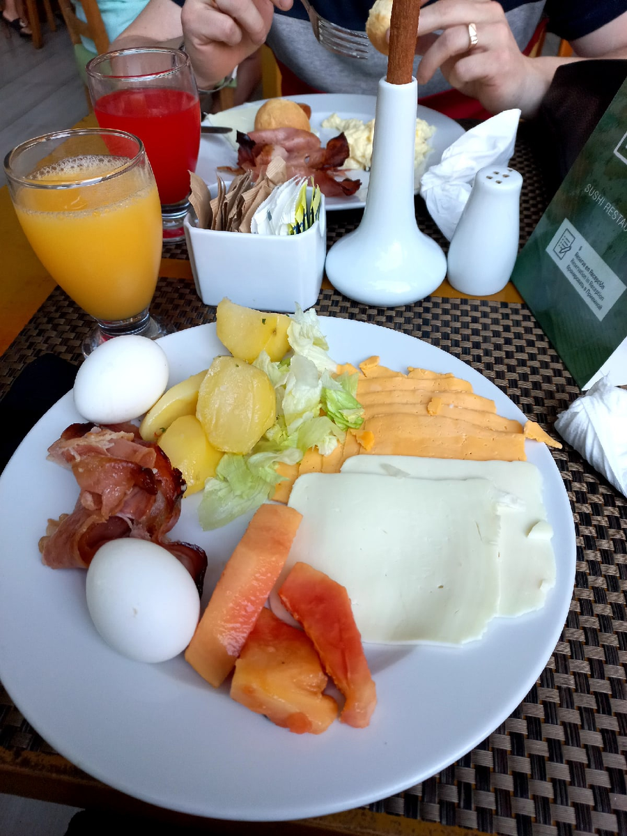 Первый день. Хотела попробовать ВСЕ!