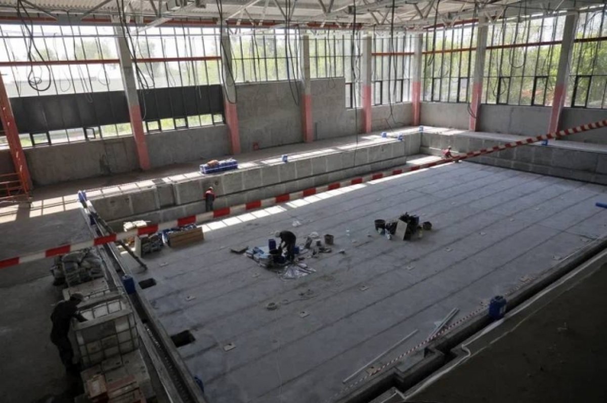    В Самаре завершается строительство бассейна на улице Калиниградской