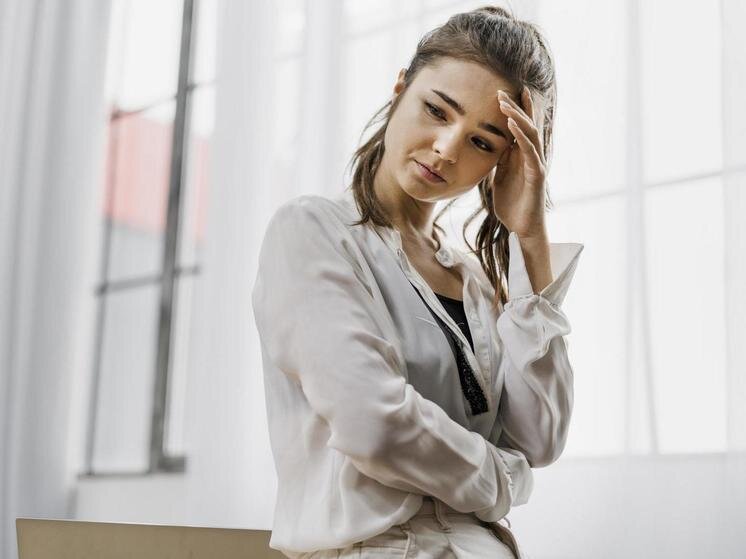     В момент наступления тревоги необходимо позволить собственным разным мыслям быть. фото: freepik