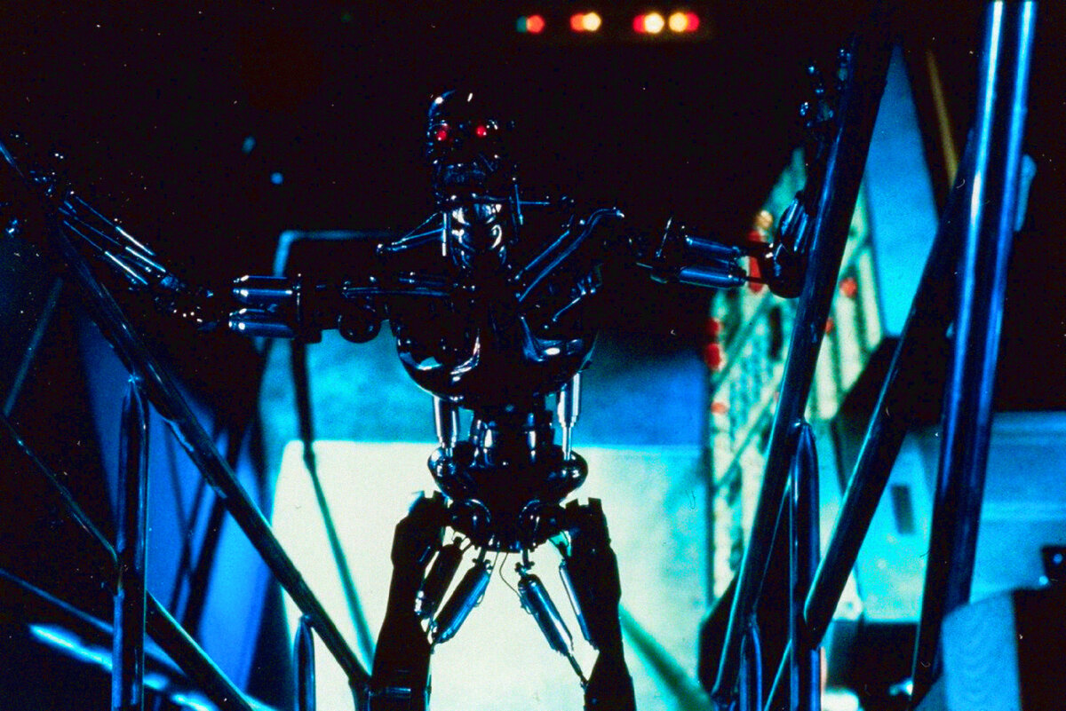 Терминатор Т-800 из первой части