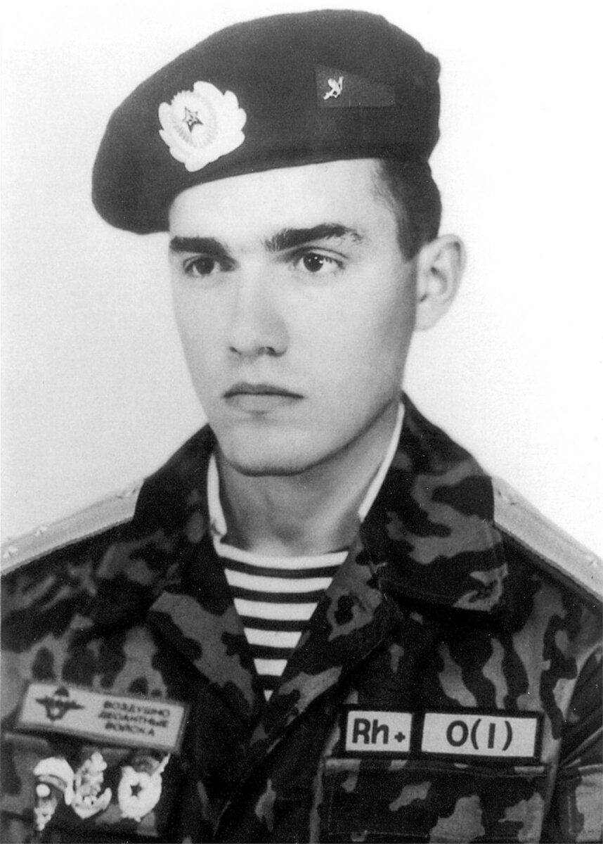 Заместить командира 175-й отдельной разведроты старший лейтенант Алексей Воробьев