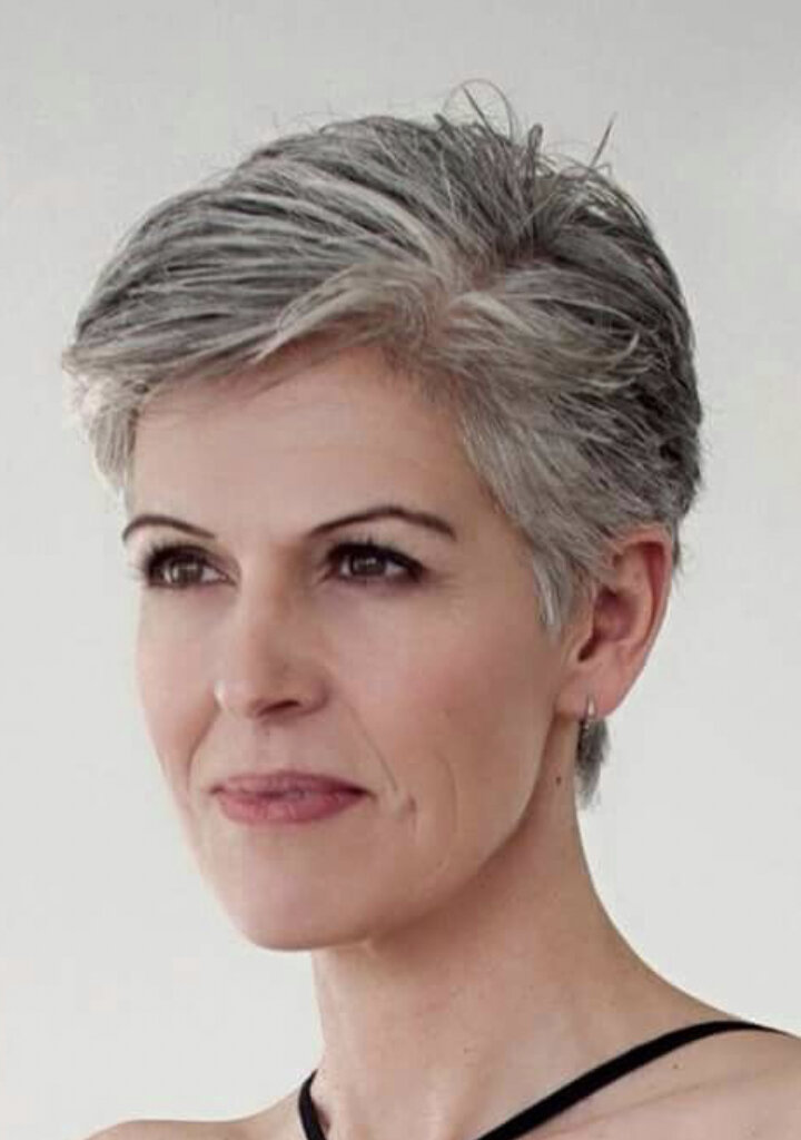 джейми ли кёртис пикси. короткие стрижки для женщин на седые волосы. короткие стрижки для женщин на седые волосы. короткие стрижки для женщин на седые волосы. джейми ли кертис стрижка.