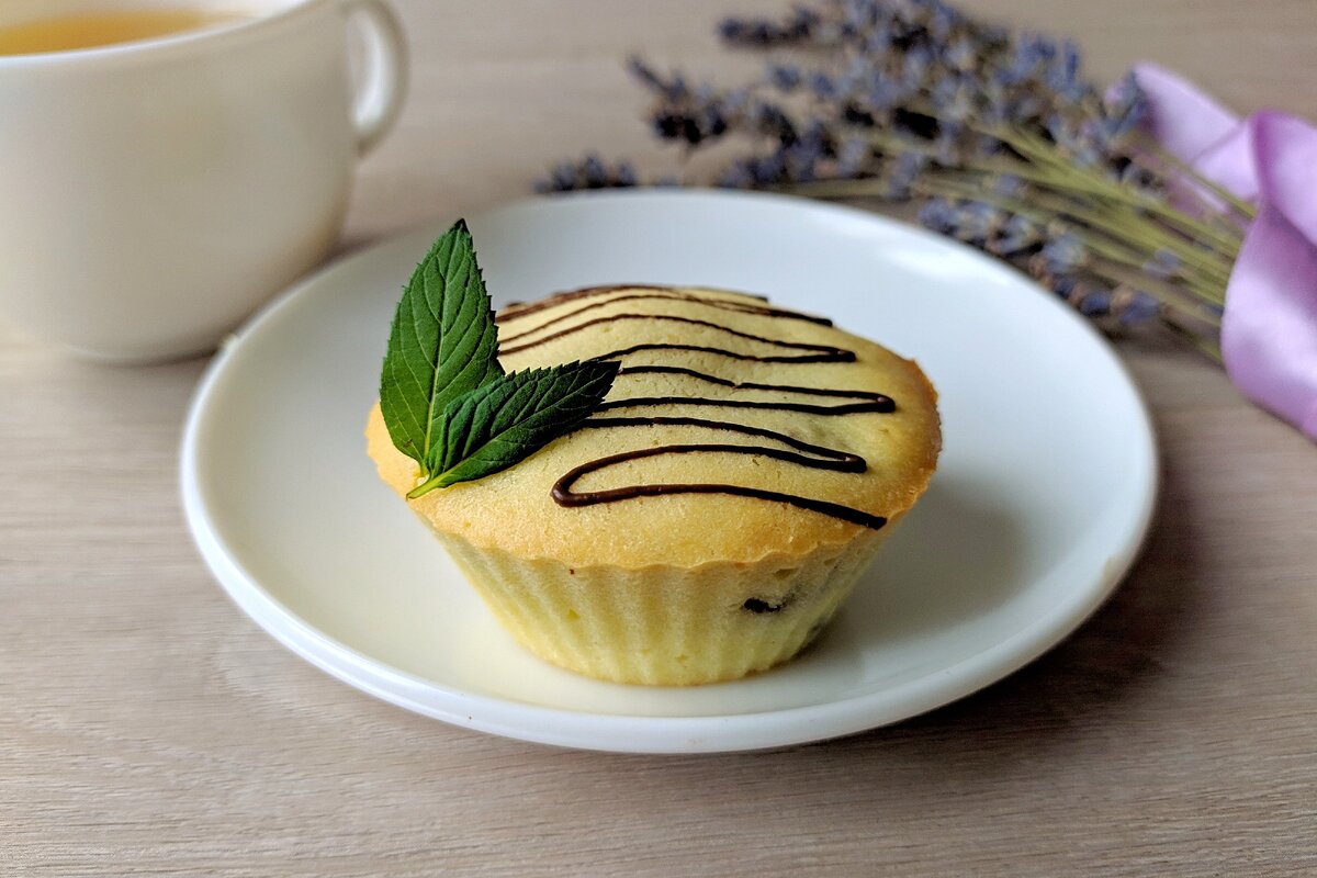 кекс с изюмом 