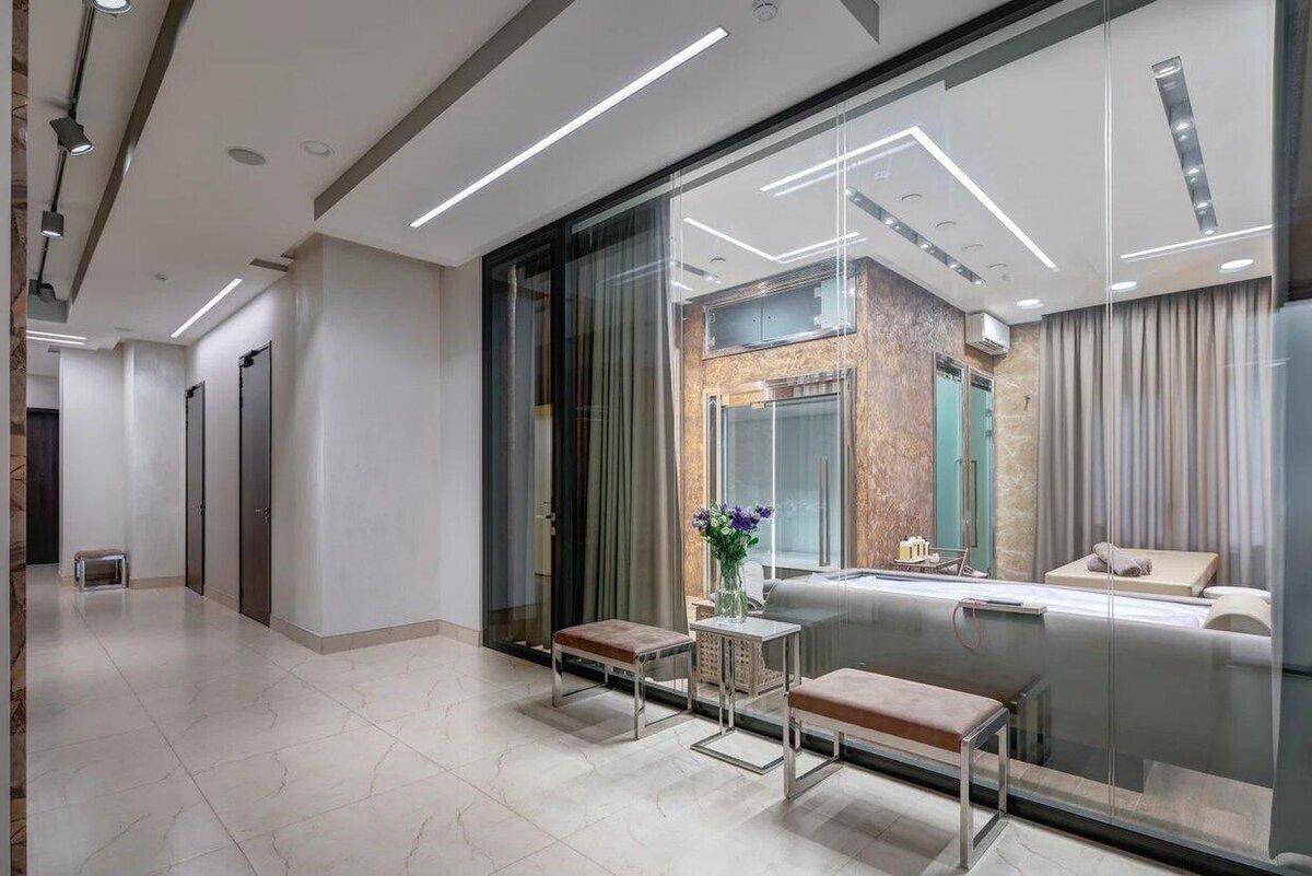 Дом красоты The Whites 