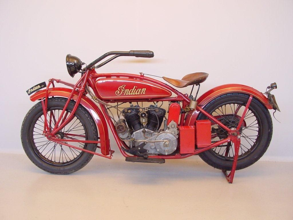 Самый лучший индиан. Индиан Скаут 1920. Мотоцикл indian Scout 1920 Берт Монро. Мотоцикл Индиан Скаут 1920 года. Indian мотоциклы 1920.