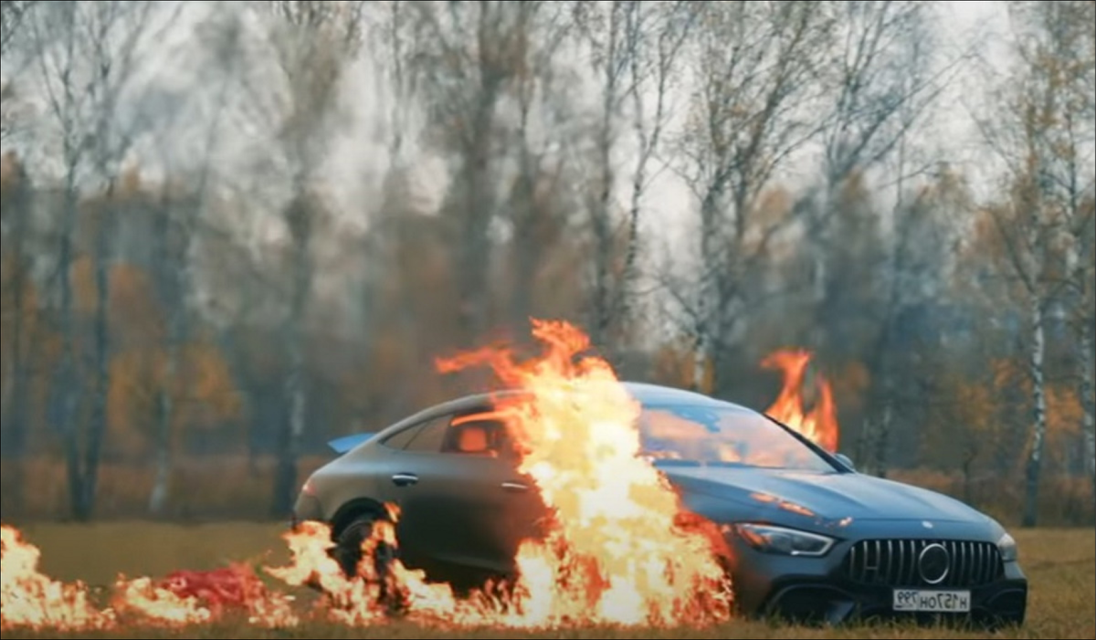 Вот так вот... А ведь это неплохая такая квартира. Деньги чужие не считаю, замечание сделано без субъективности 