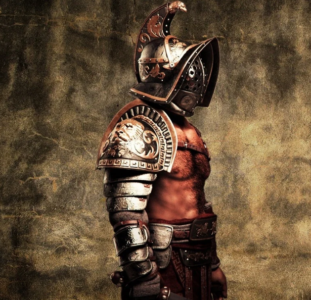 На фото Гладиатор - типа фракиец 