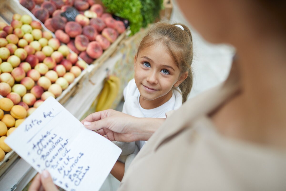 Приучайте детей покупать продукты по списку