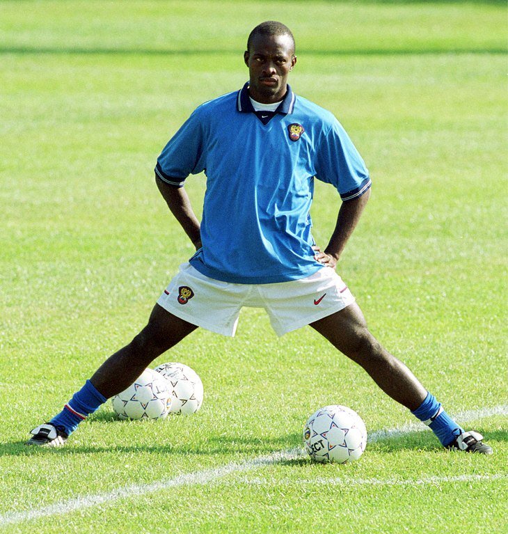 Эти мощные ноги могли принести пользу нашей сборной.