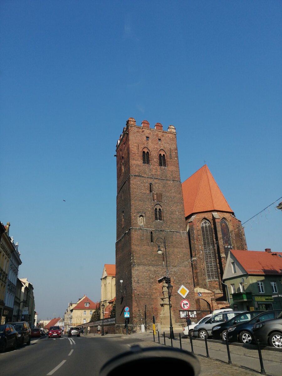 Sroda Slaska - один из маленьких городков - собор (фото автора)