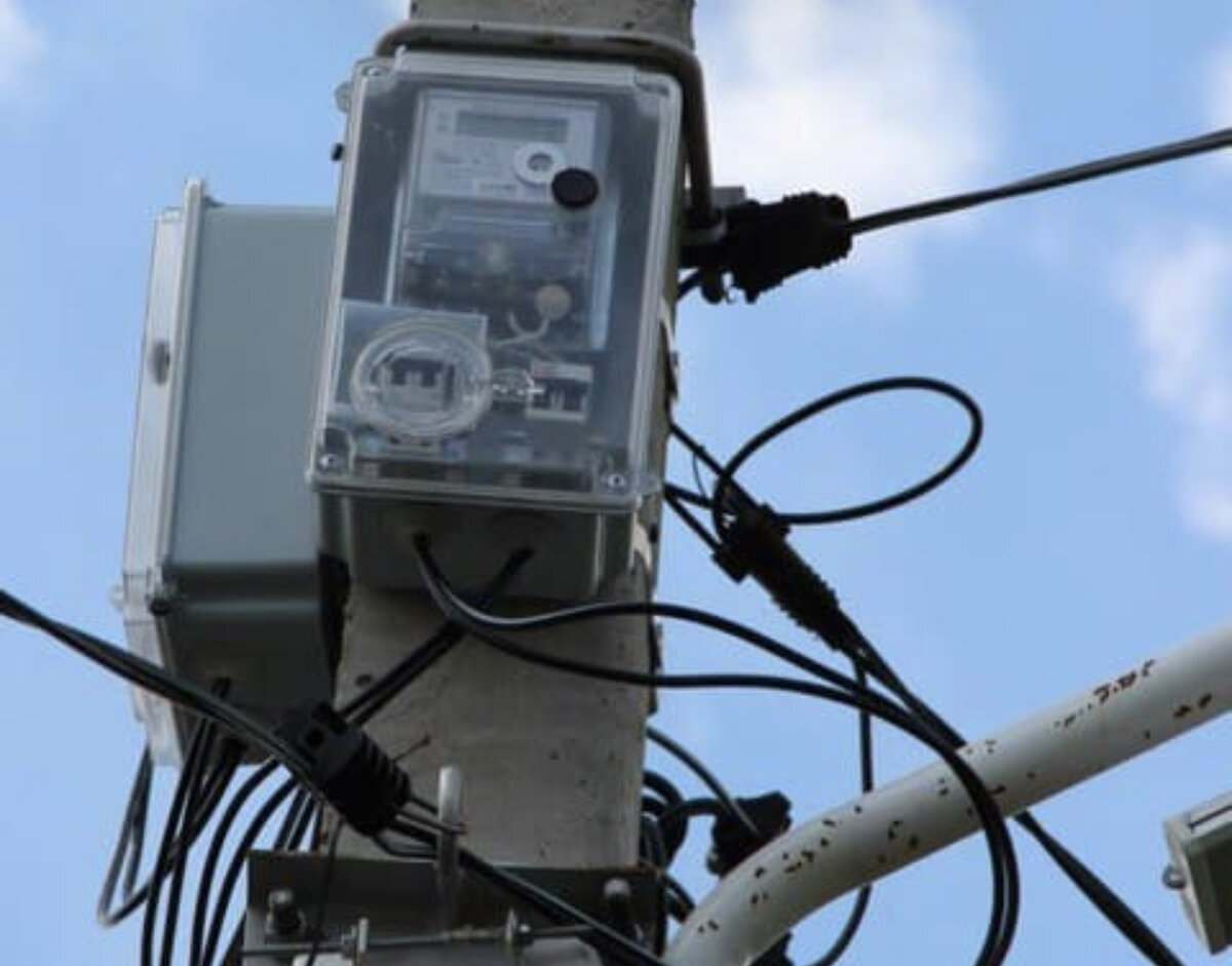 прибор учёта электроэнергии на столбах 36400. счётчик электроэнергии квант на столбах. прибор учёта электроэнергии на столбах 36400. прибор учёта электроэнергии на столбах 36400. прибор учёта электроэнергии на столбах с208.