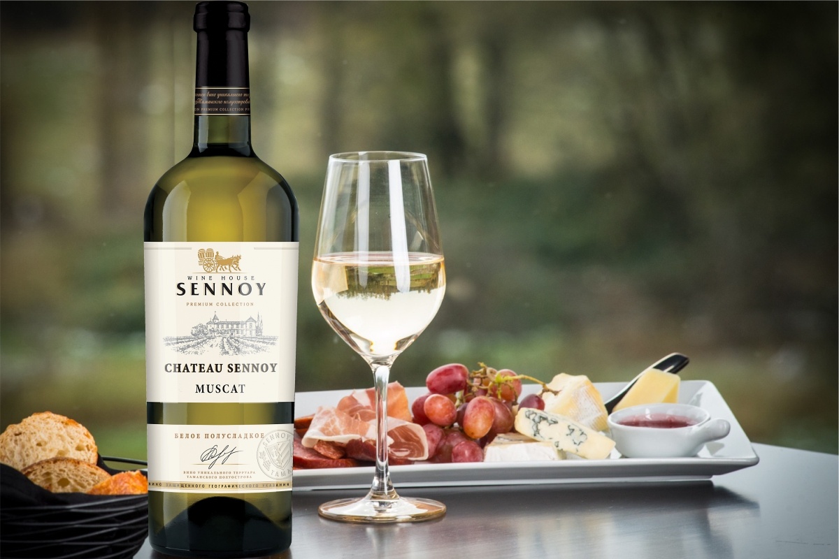 Вино Chateau Sennoy Muscat