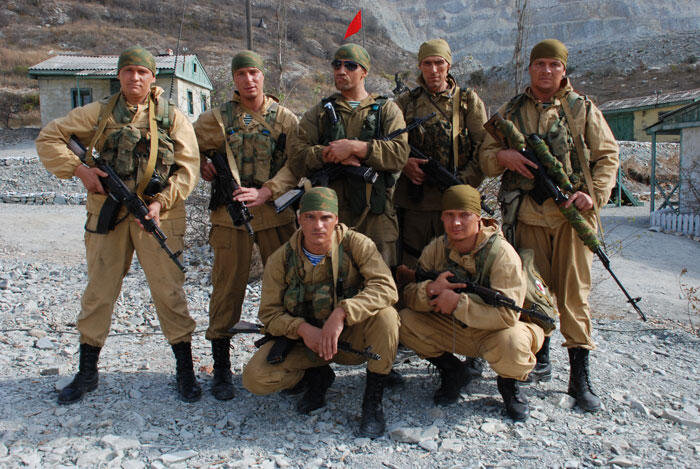 Фотография со съёмок фильма "Тихая застава". Источник фотографии: https://www.vokrug.tv/