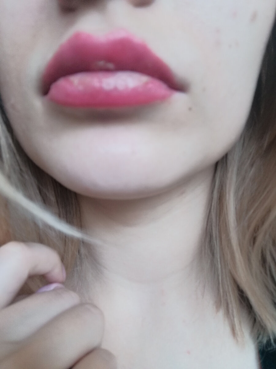 Хорошо, что люди в общественных местах ходят в масках и мне не пришлось показывать им ЭТО