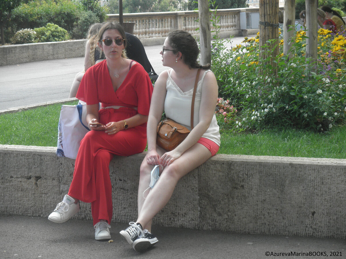 "Поговорим о том, о сём" Фото автора