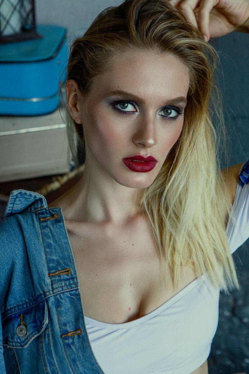 Красная губная помада как подобрать