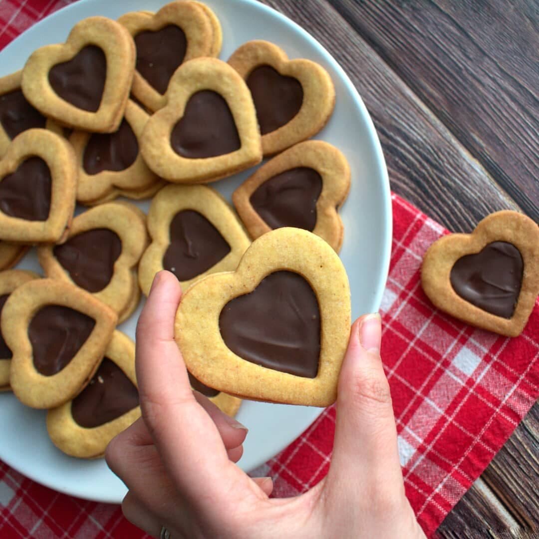 Печенье сердечки с джемом