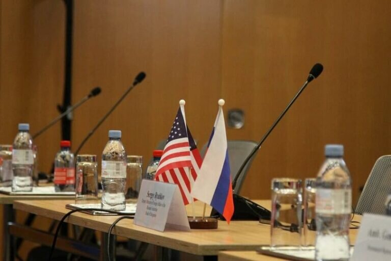Переговоры между Россией и НАТО во главе с Сша прошли неудачно. Из открытых источников интернета.