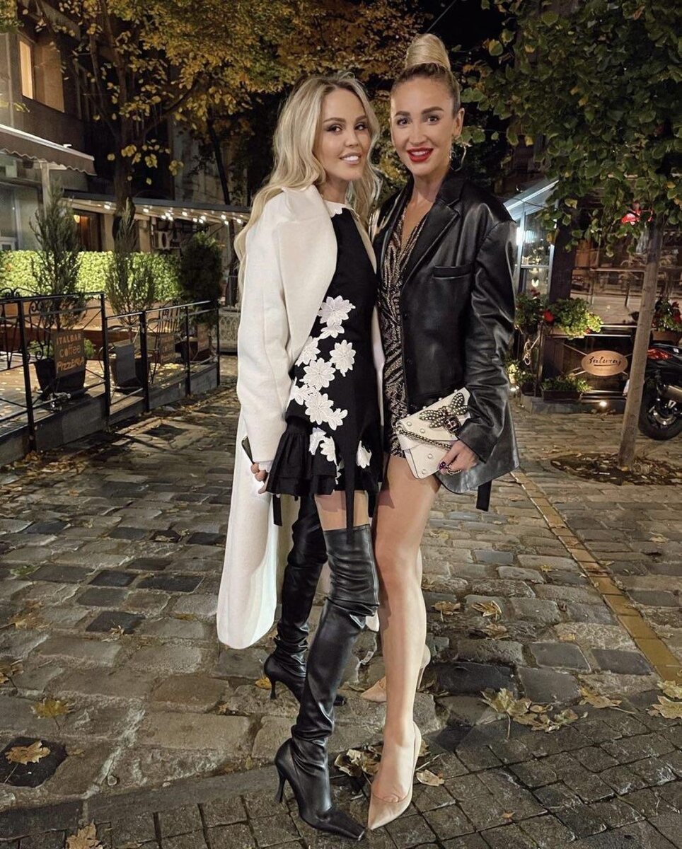 Мария Погребняк и Ольга Бузова 
